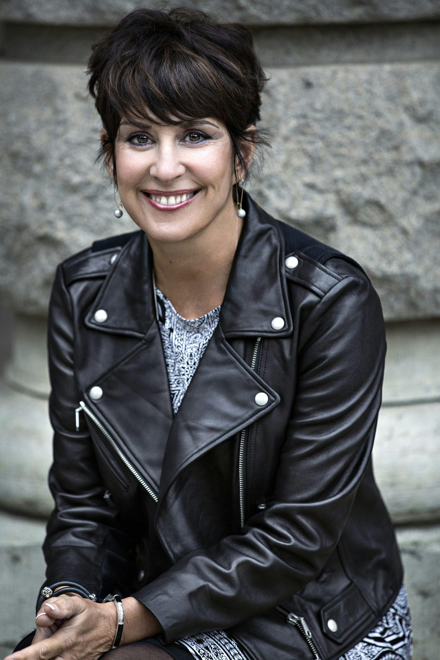 Suksessforfatteren: Cecilia Samartin ny bok